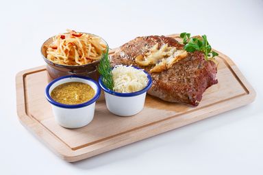 Grilled pork neck
in smoked salt 250 g