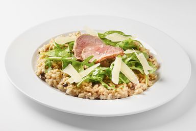 Mushroom risotto with tenderloin of pork 100 g